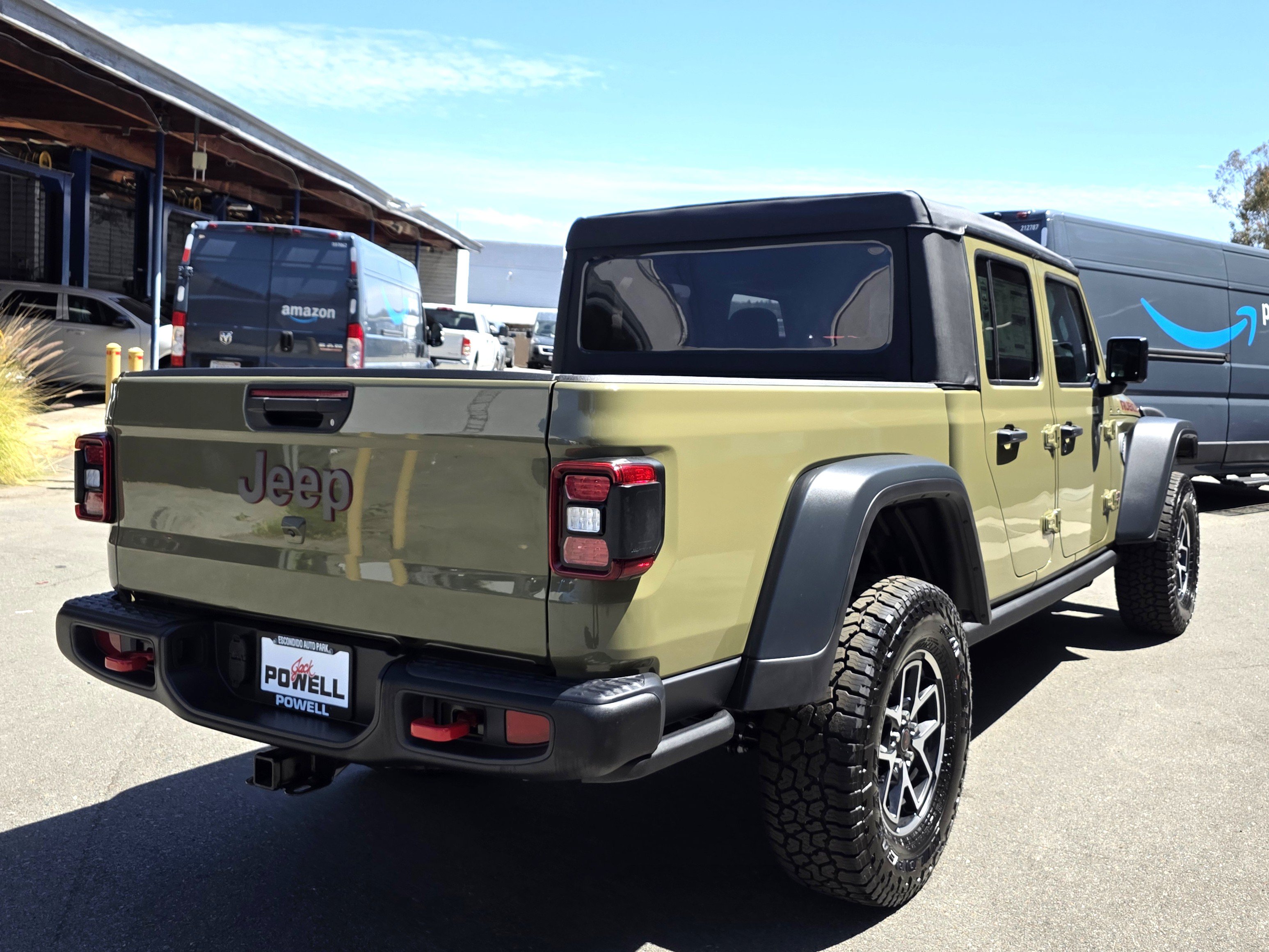 New 2026 Jeep Gladiator Rubicon w/ Steel Power Dome Hood Package AWD/4WD image 5
