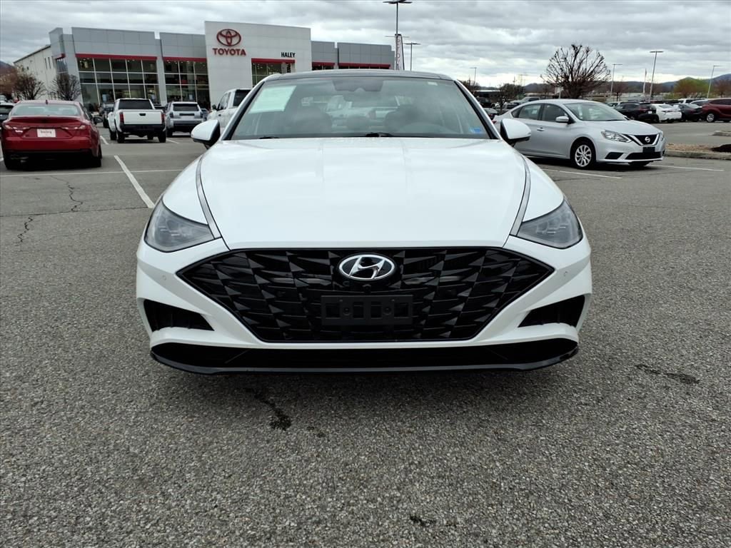 Used 2022 Hyundai Sonata Limited w/ Cargo Package image 9