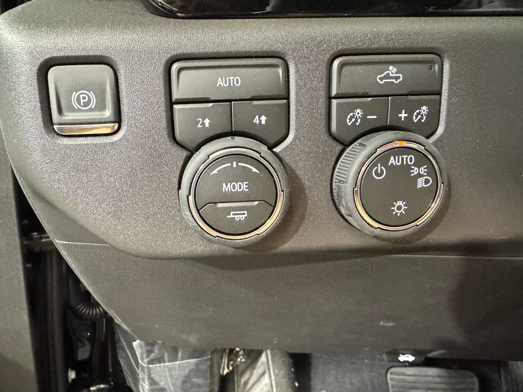 New 2026 Chevrolet Silverado 1500 LT AWD/4WD image 18