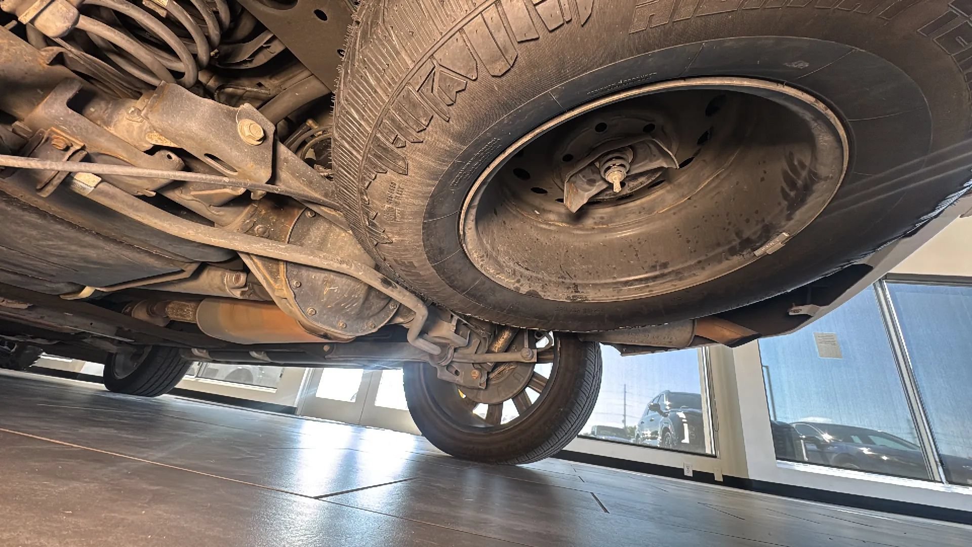 Used 2019 Chevrolet Tahoe Premier AWD/4WD image 22