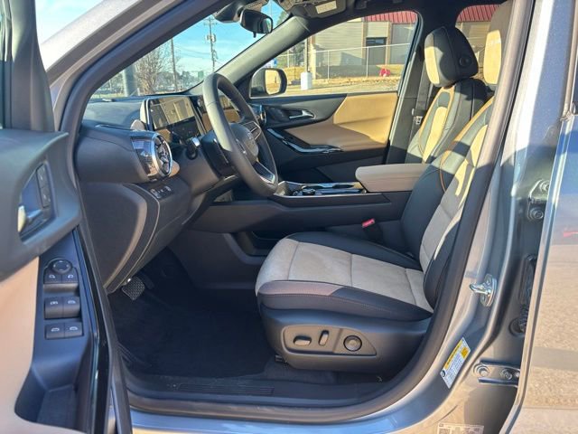 New 2026 Chevrolet Equinox ACTIV w/ Convenience Package III image 13