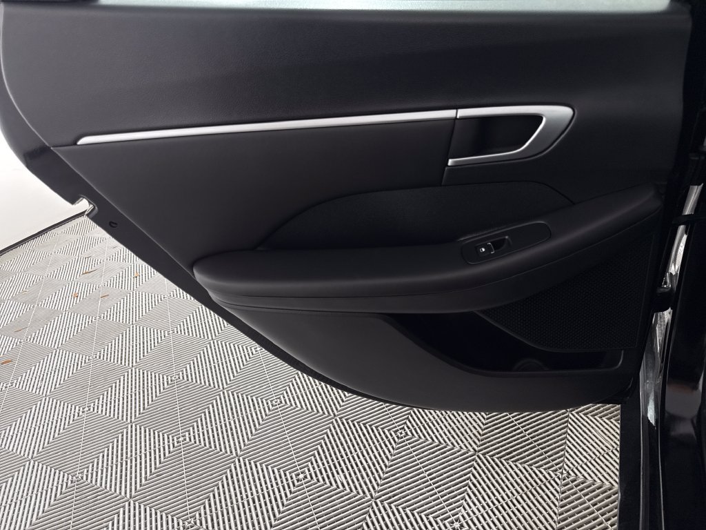 Certified 2024 Hyundai Sonata SEL FWD image 14