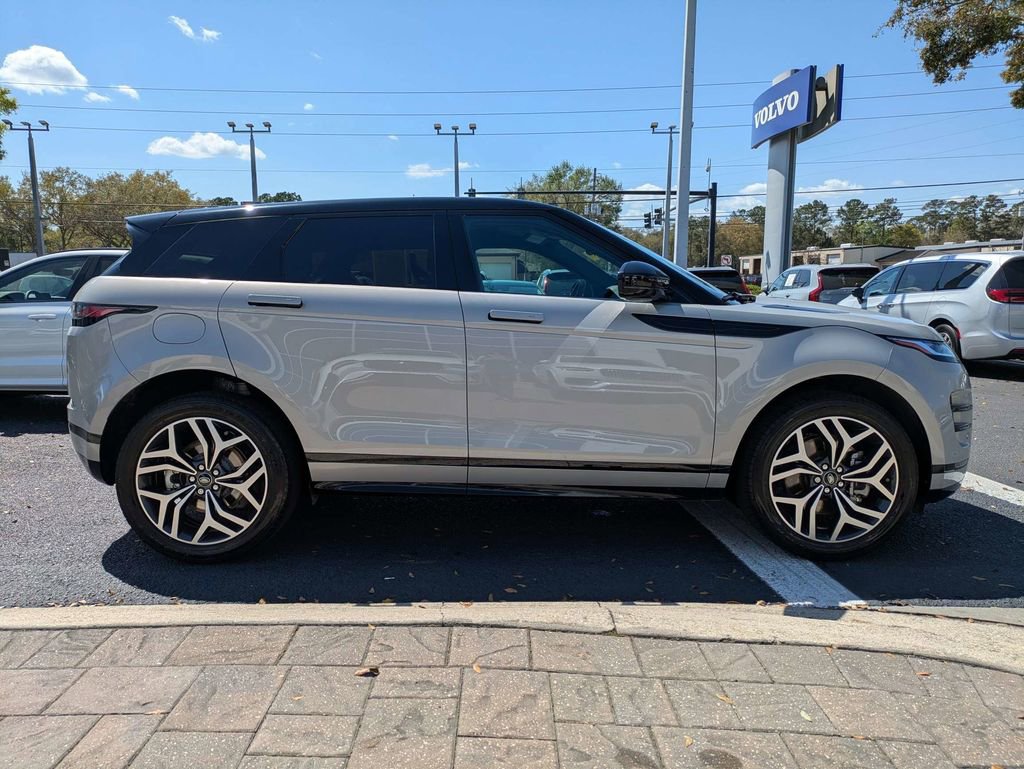 Used 2022 Land Rover Range Rover Evoque R-Dynamic S image 7