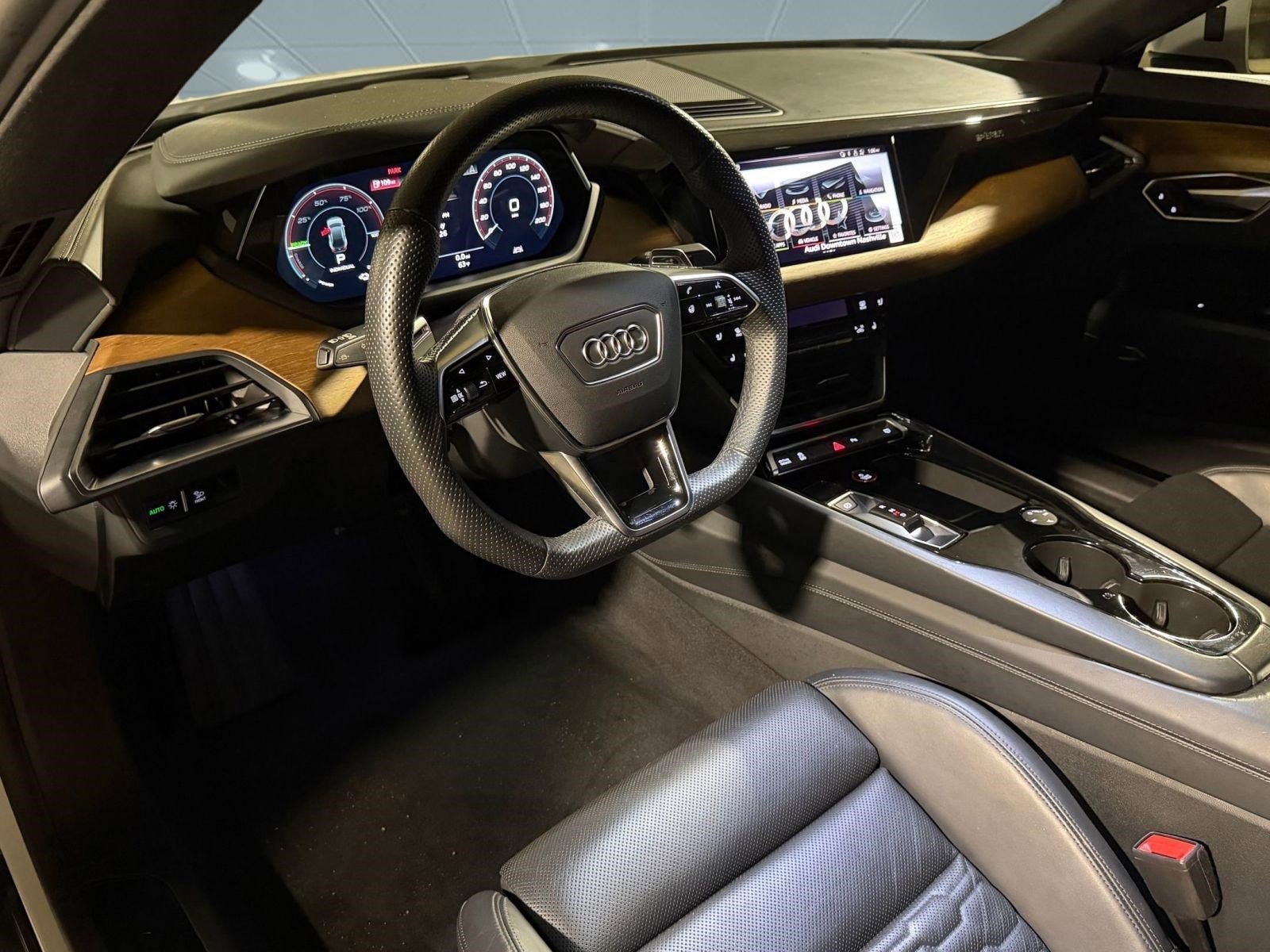 Certified 2023 Audi e-tron GT Premium Plus image 4