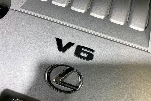 Used 2015 Lexus ES 350 w/ Premium Package image 28