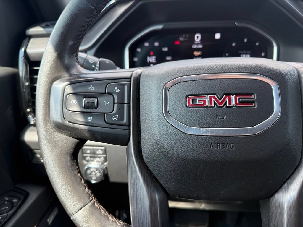 Used 2022 GMC Sierra 1500 AT4 w/ AT4 Premium Package AWD/4WD image 27