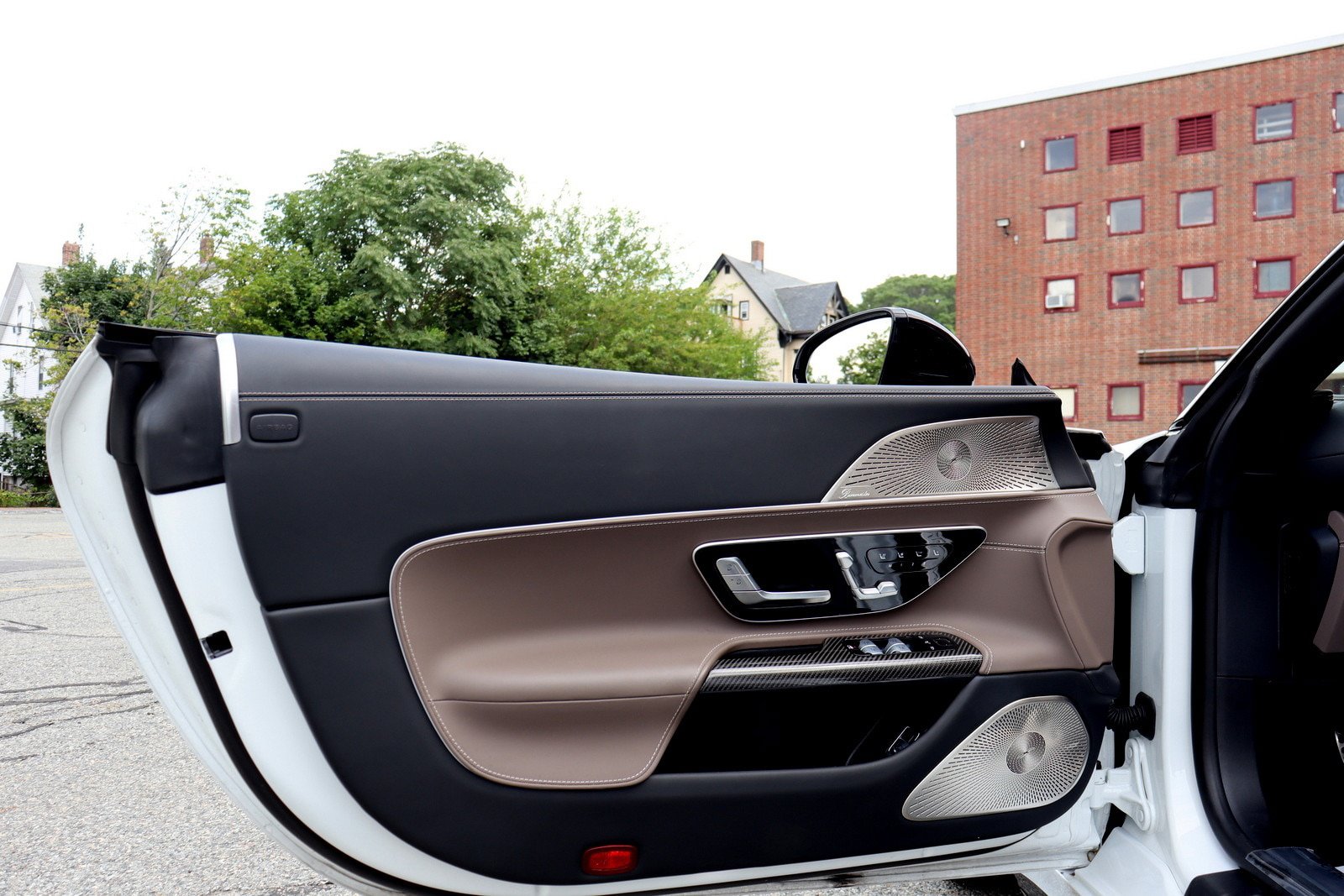Used 2025 Mercedes-Benz SL 63 AMG 4MATIC image 10