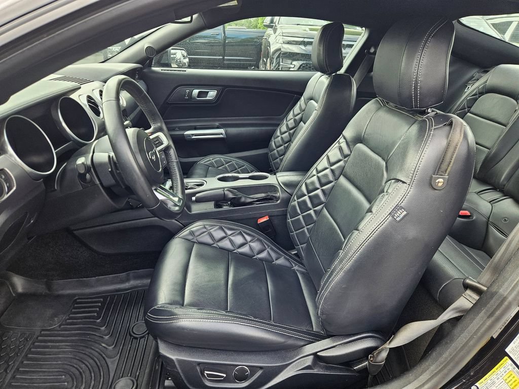Used 2018 Ford Mustang GT RWD image 12