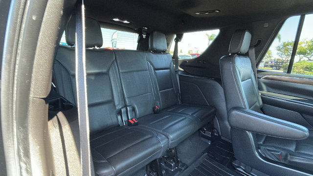 Used 2021 Chevrolet Tahoe High Country AWD/4WD image 14