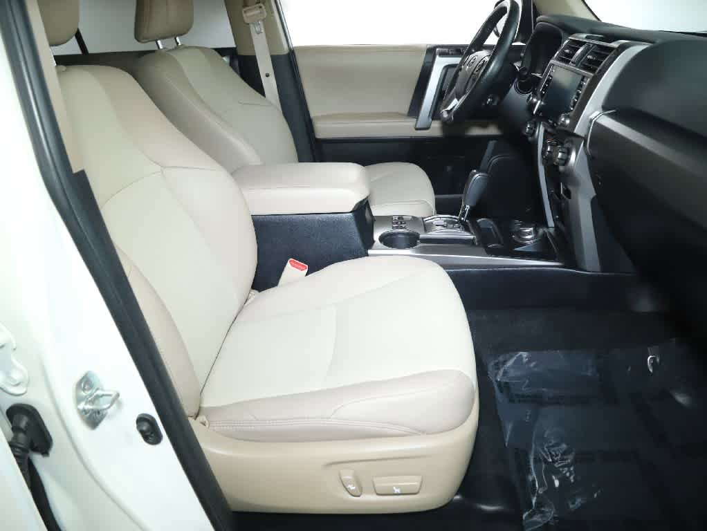 Certified 2023 Toyota 4Runner SR5 Premium w/ Moonroof Package AWD/4WD image 35
