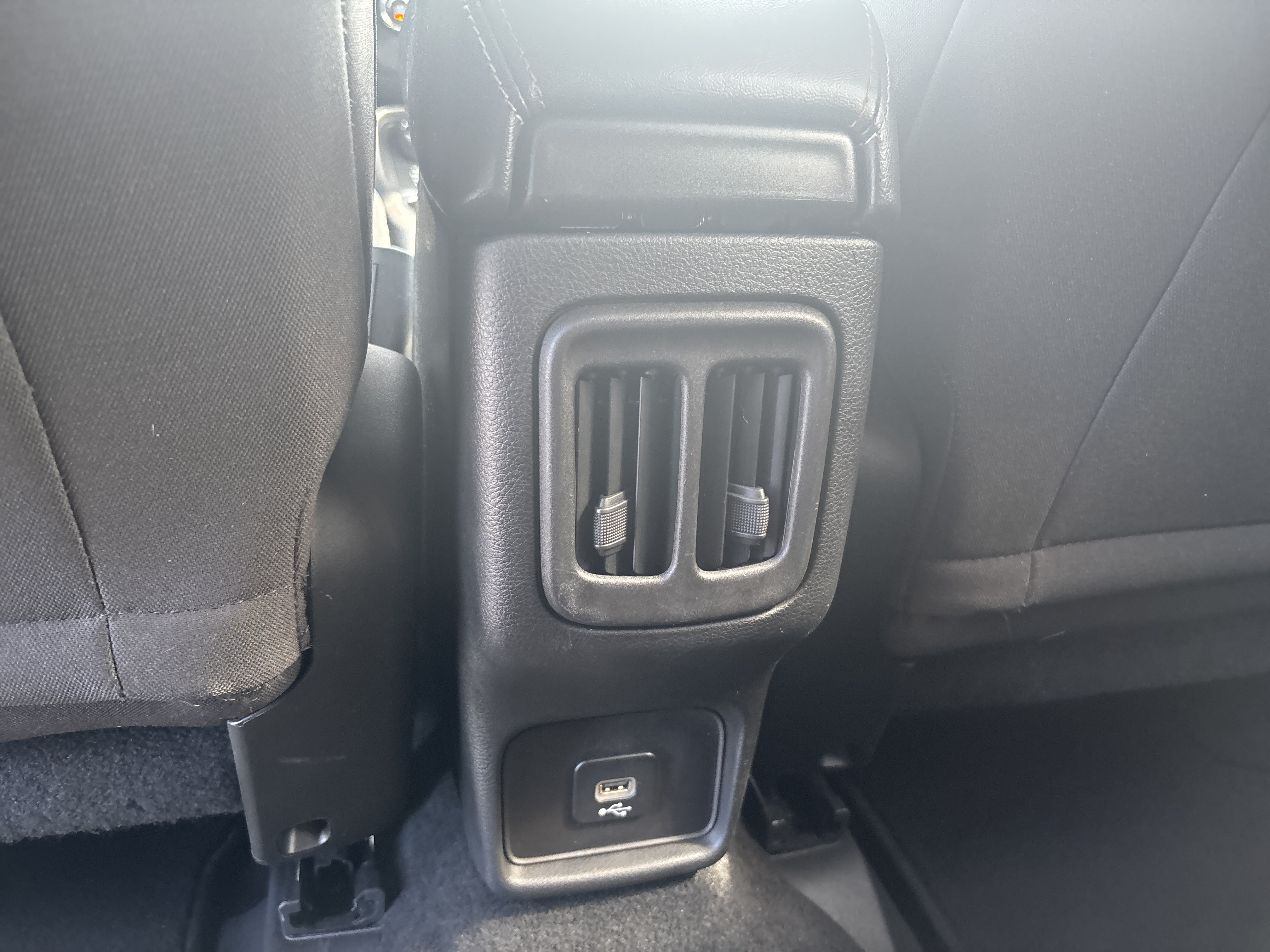 Used 2017 Jeep Compass Sport AWD/4WD image 33