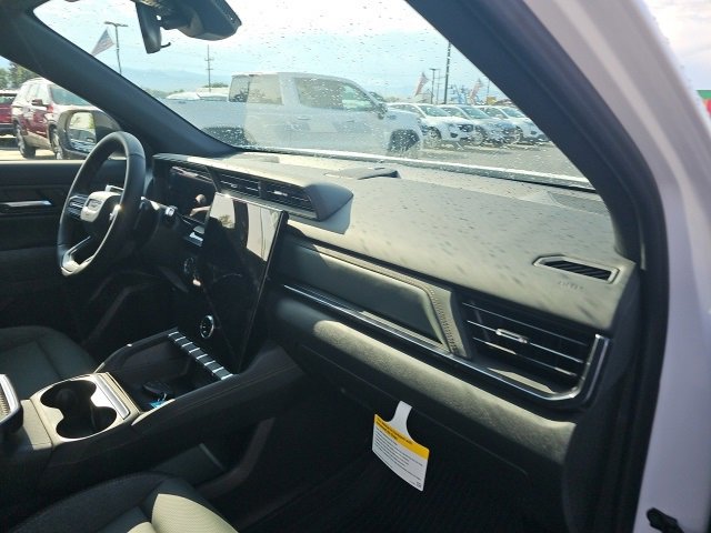 New 2026 GMC Terrain AT4 w/ LPO, Floor Liner Package image 24