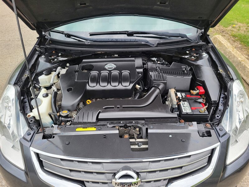 Used 2012 Nissan Altima 2.5 S FWD image 33