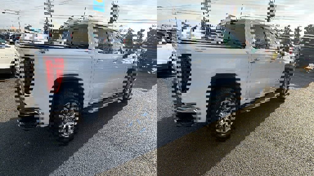 Used 2019 GMC Sierra 1500 SLT w/ SLT Premium Plus Package image 5