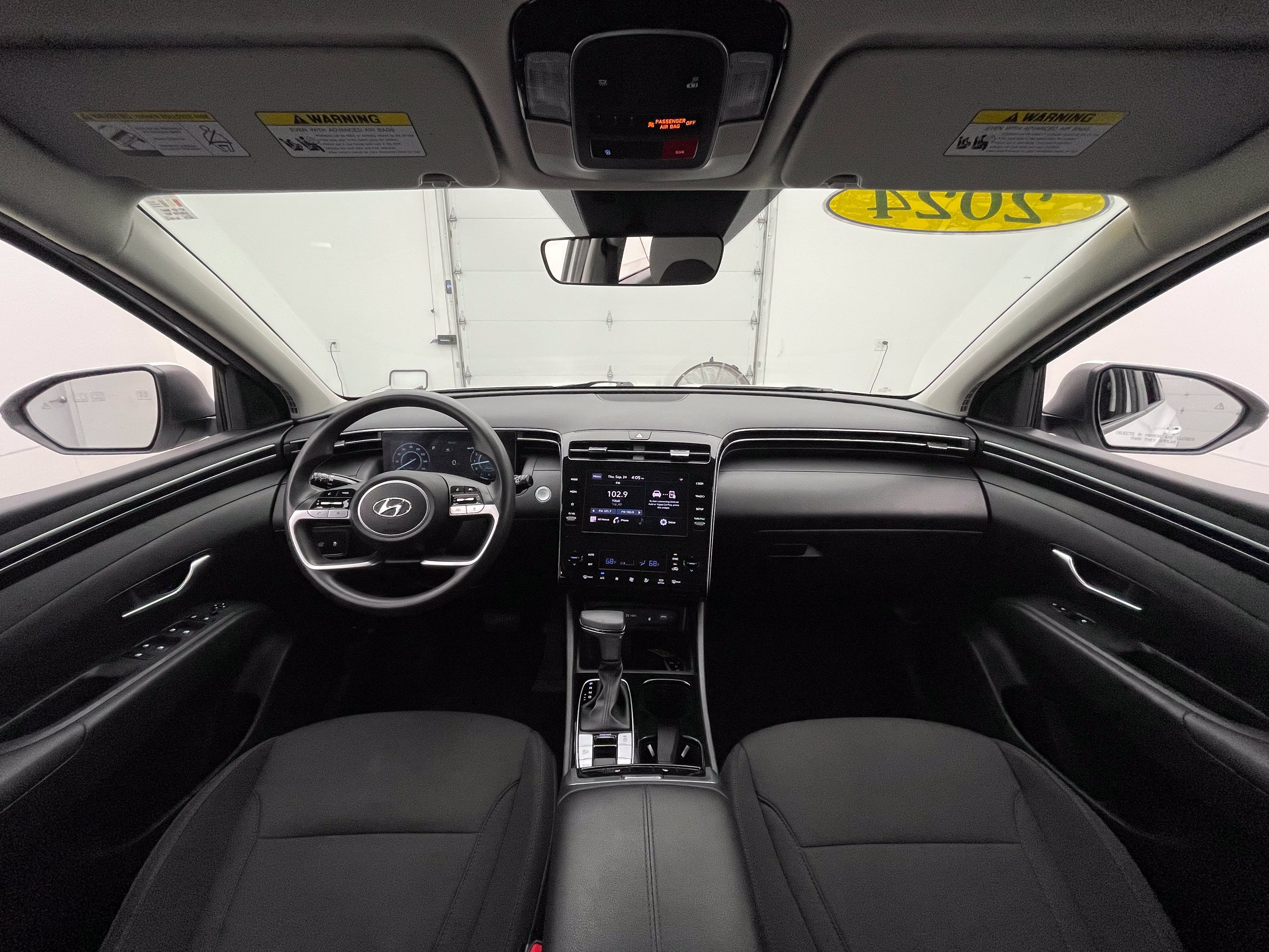 Used 2024 Hyundai Tucson SEL FWD image 3
