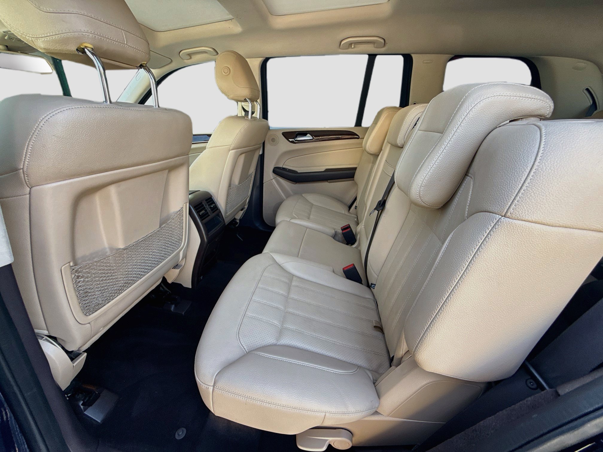 Used 2018 Mercedes-Benz GLS 450 4MATIC w/ Premium Package image 22