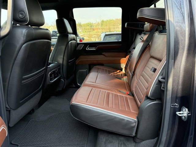 Certified 2024 GMC Sierra 2500 Denali Ultimate w/ Max Trailering Package AWD/4WD image 7