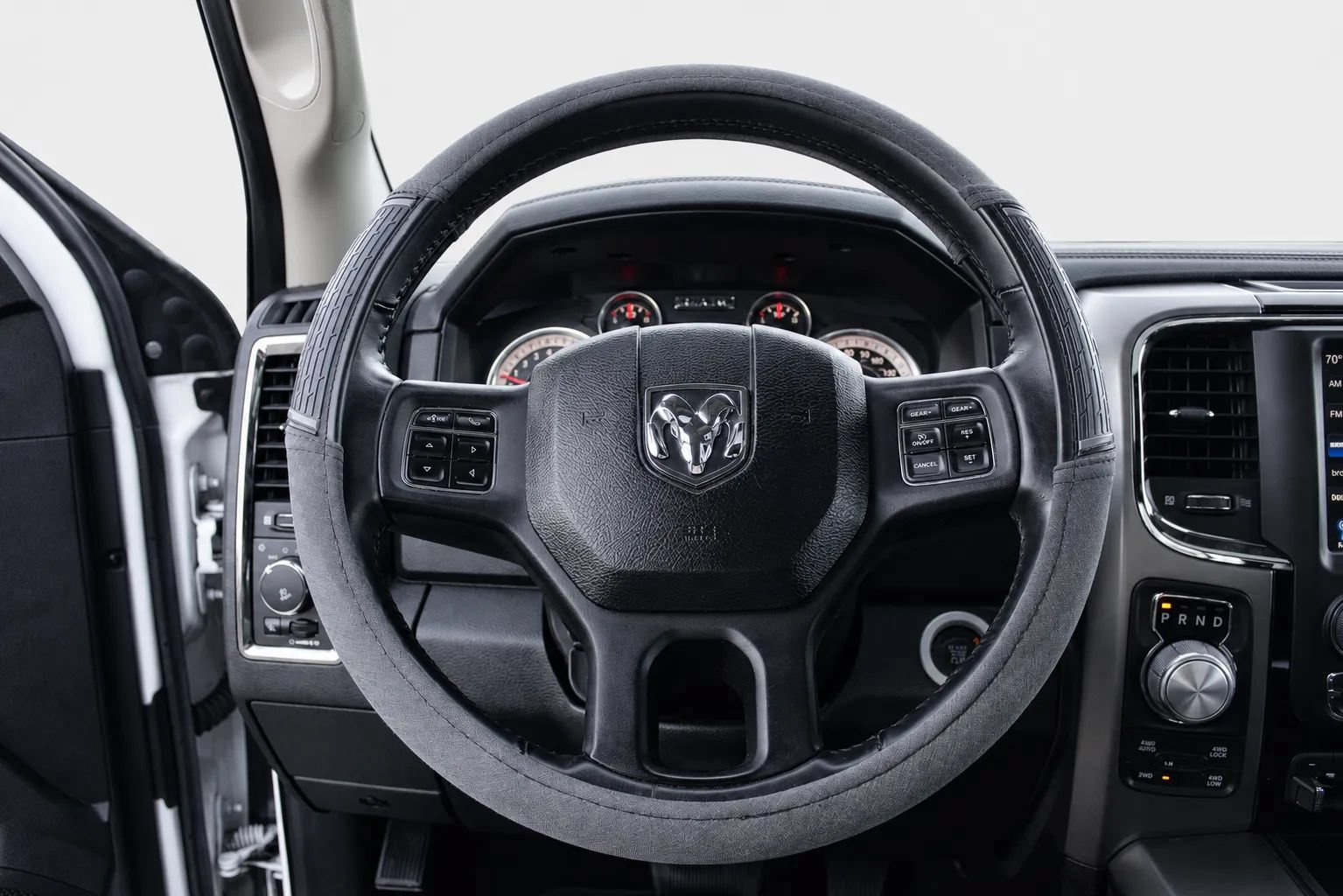 Used 2014 RAM 1500 Sport w/ Sport Premium Group AWD/4WD image 13