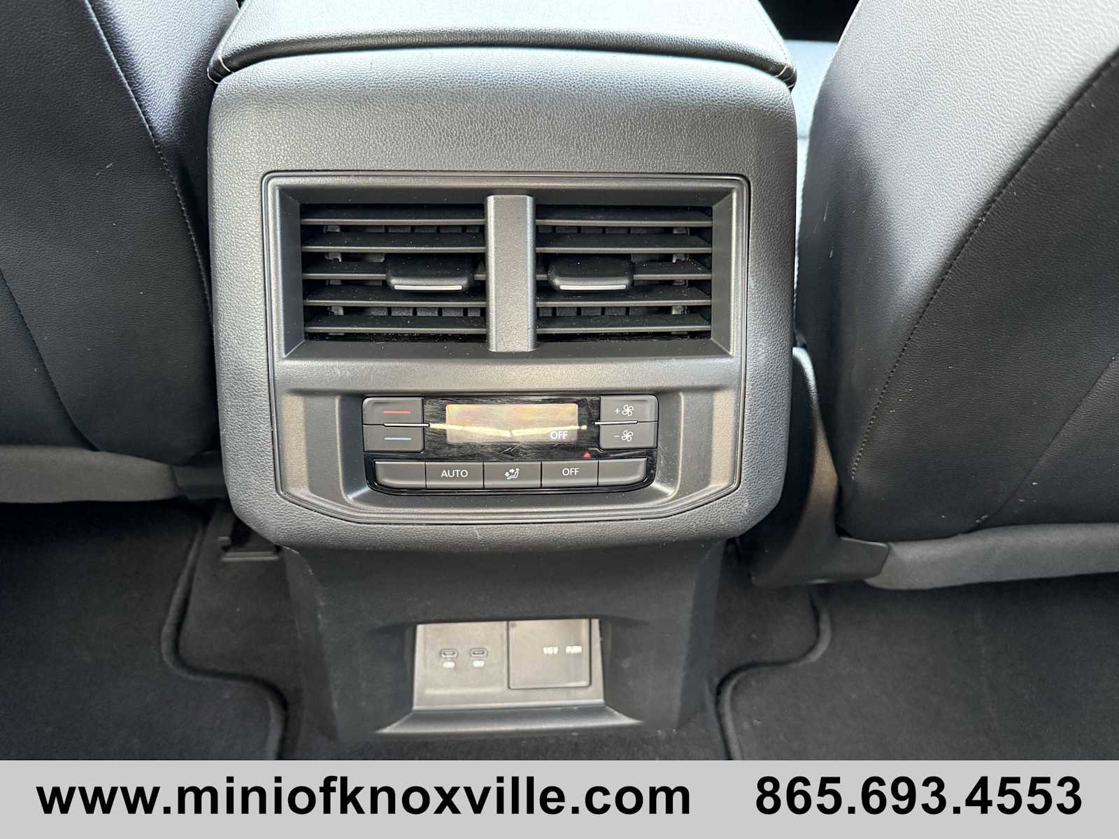 Used 2022 Volkswagen Atlas SE image 32