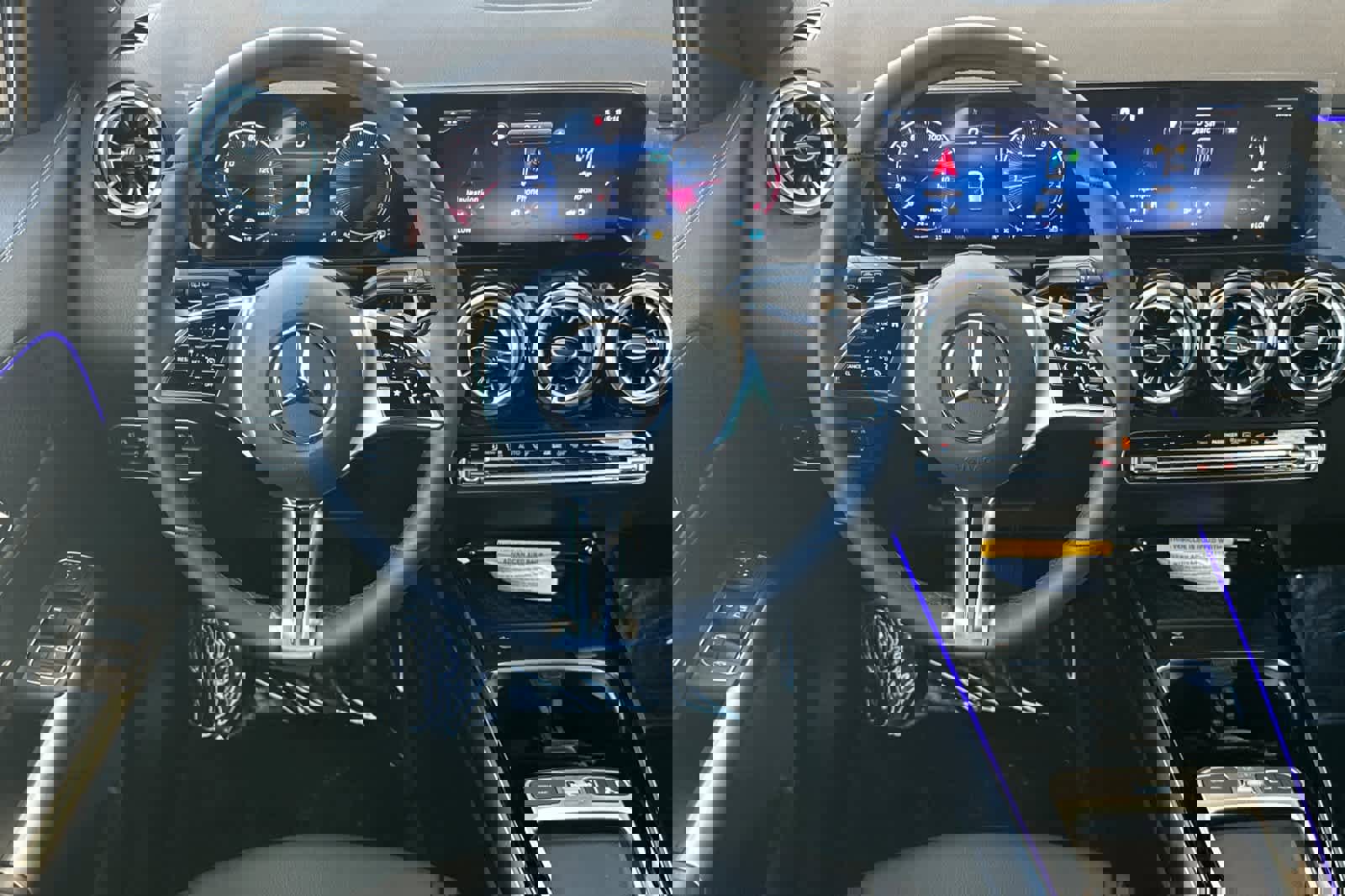 Certified 2025 Mercedes-Benz GLA 250 image 13