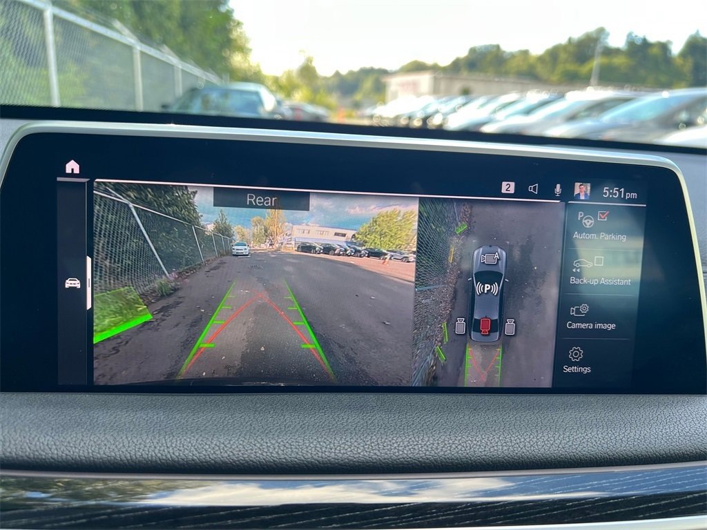 Used 2022 BMW 740i image 18