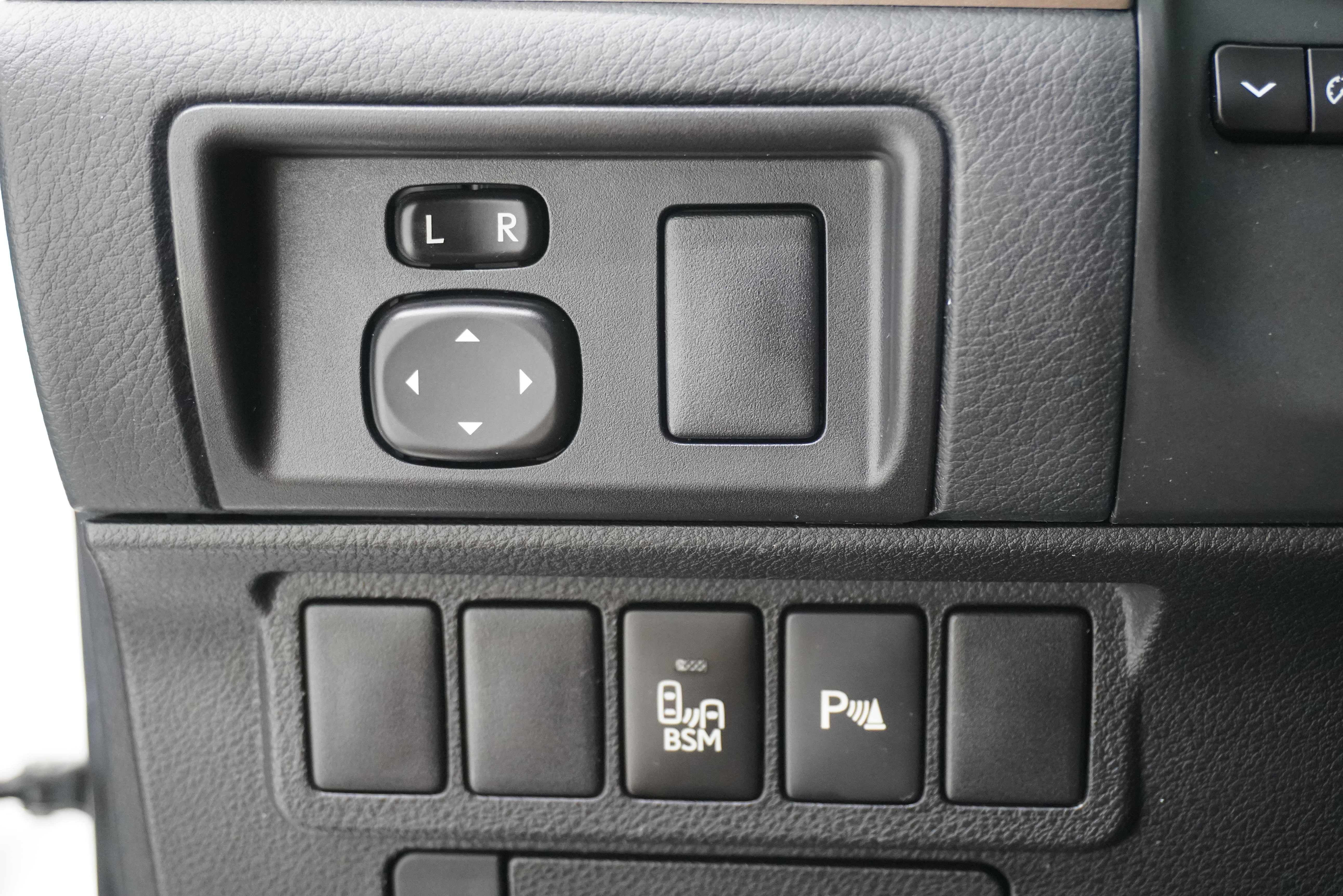 Used 2013 Lexus ES 350 w/ Luxury Pkg FWD image 26