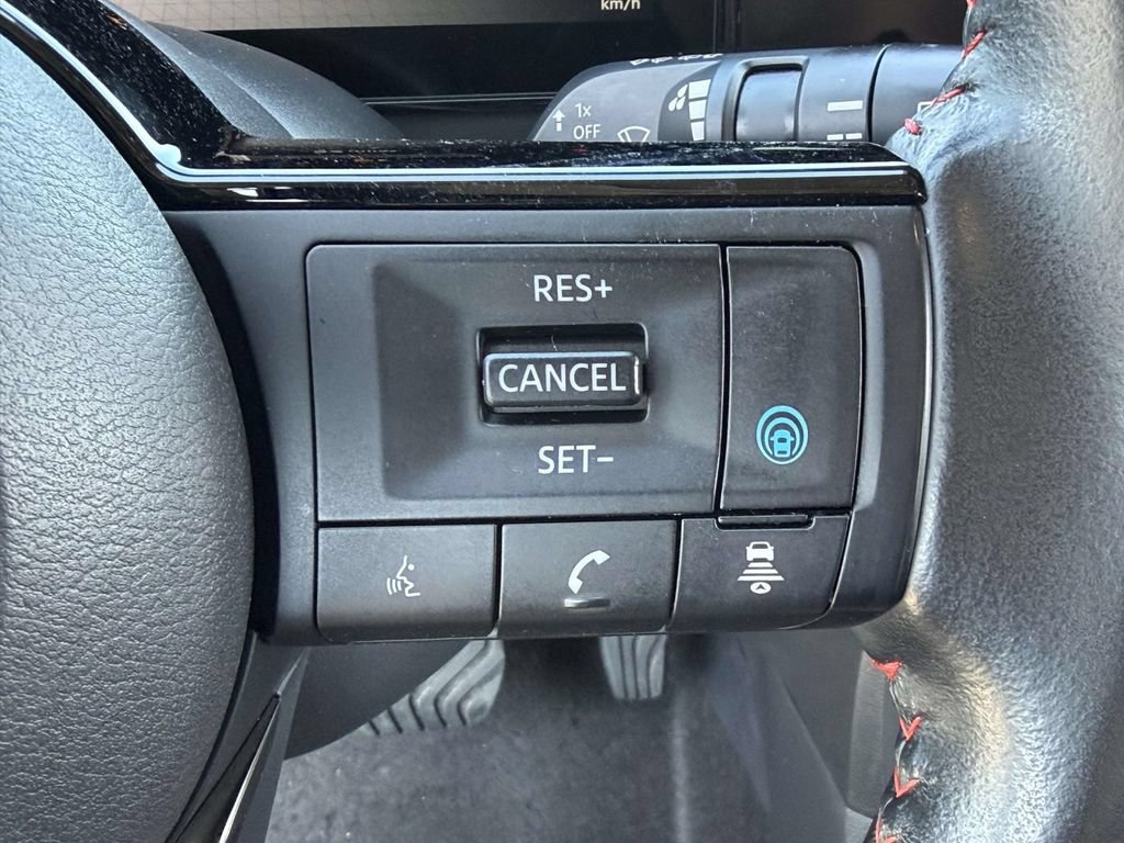 Used 2025 Nissan Kicks SR w/ Illumination Package AWD/4WD image 22
