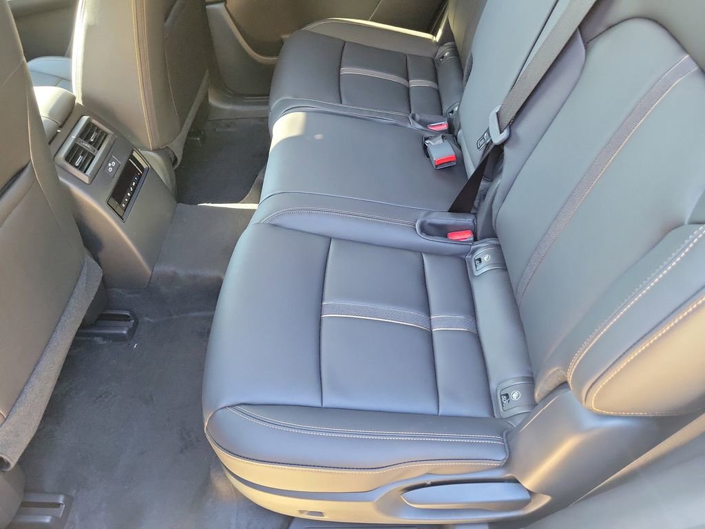 New 2026 MAZDA CX-90 3.3 Turbo w/ Select Package image 14