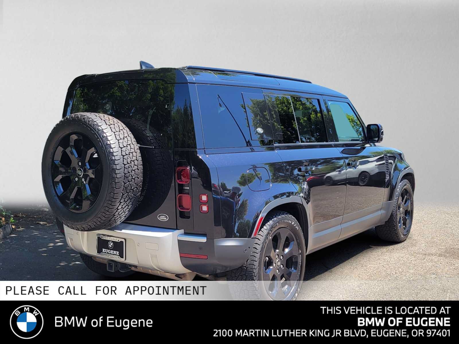 Used 2020 Land Rover Defender 110 AWD/4WD image 3