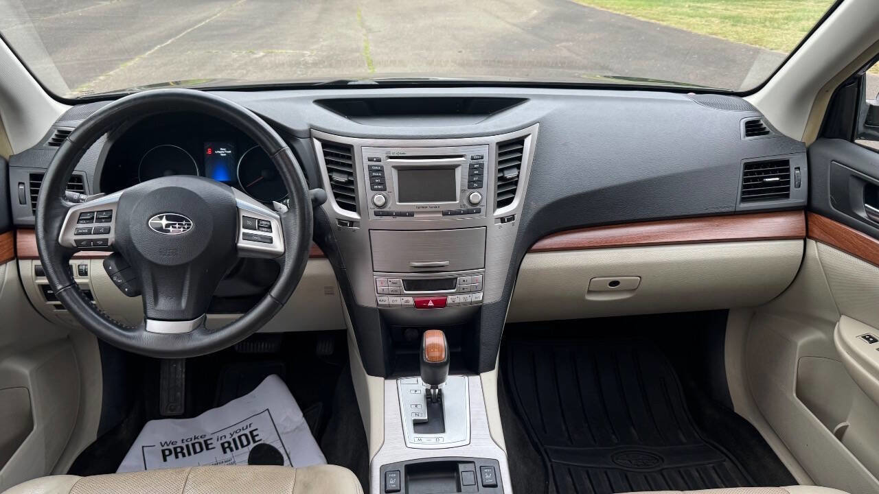 Used 2013 Subaru Outback 2.5i Limited AWD/4WD image 12