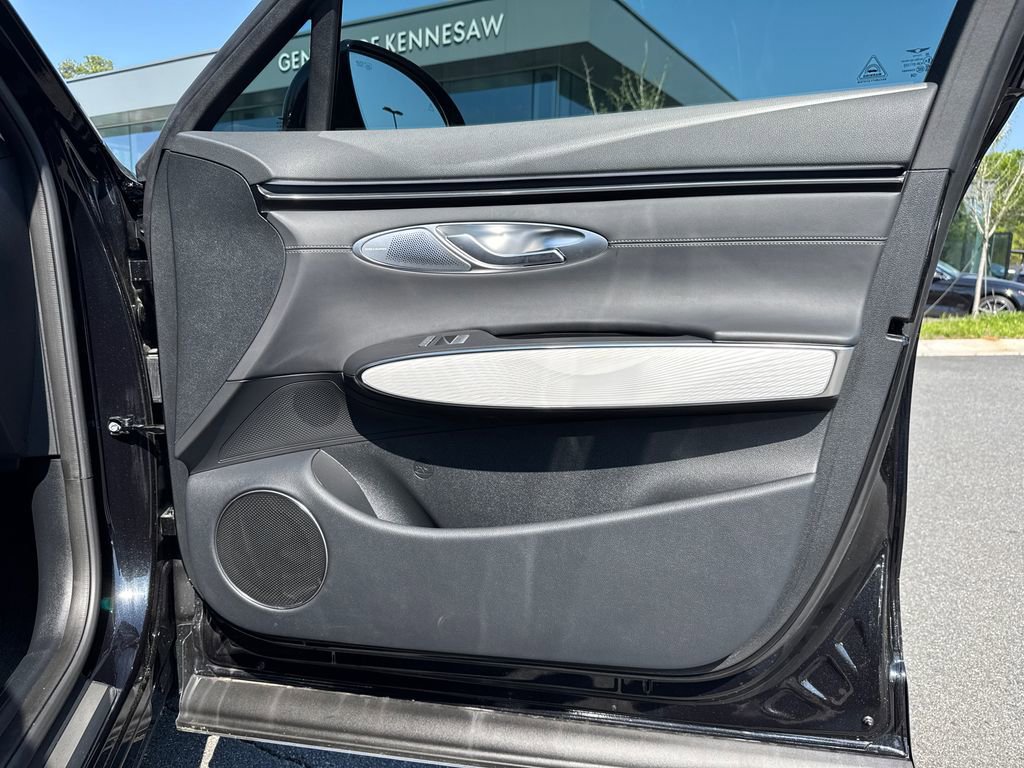 Used 2026 Genesis GV70 2.5T Advanced image 14