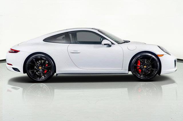 Used 2019 Porsche 911 Carrera 4S AWD/4WD image 5
