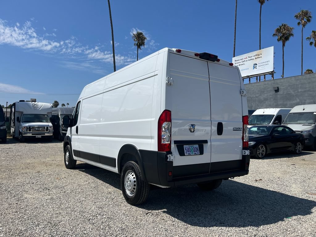 Used 2026 RAM ProMaster 2500 w/ Convenience Group FWD image 10