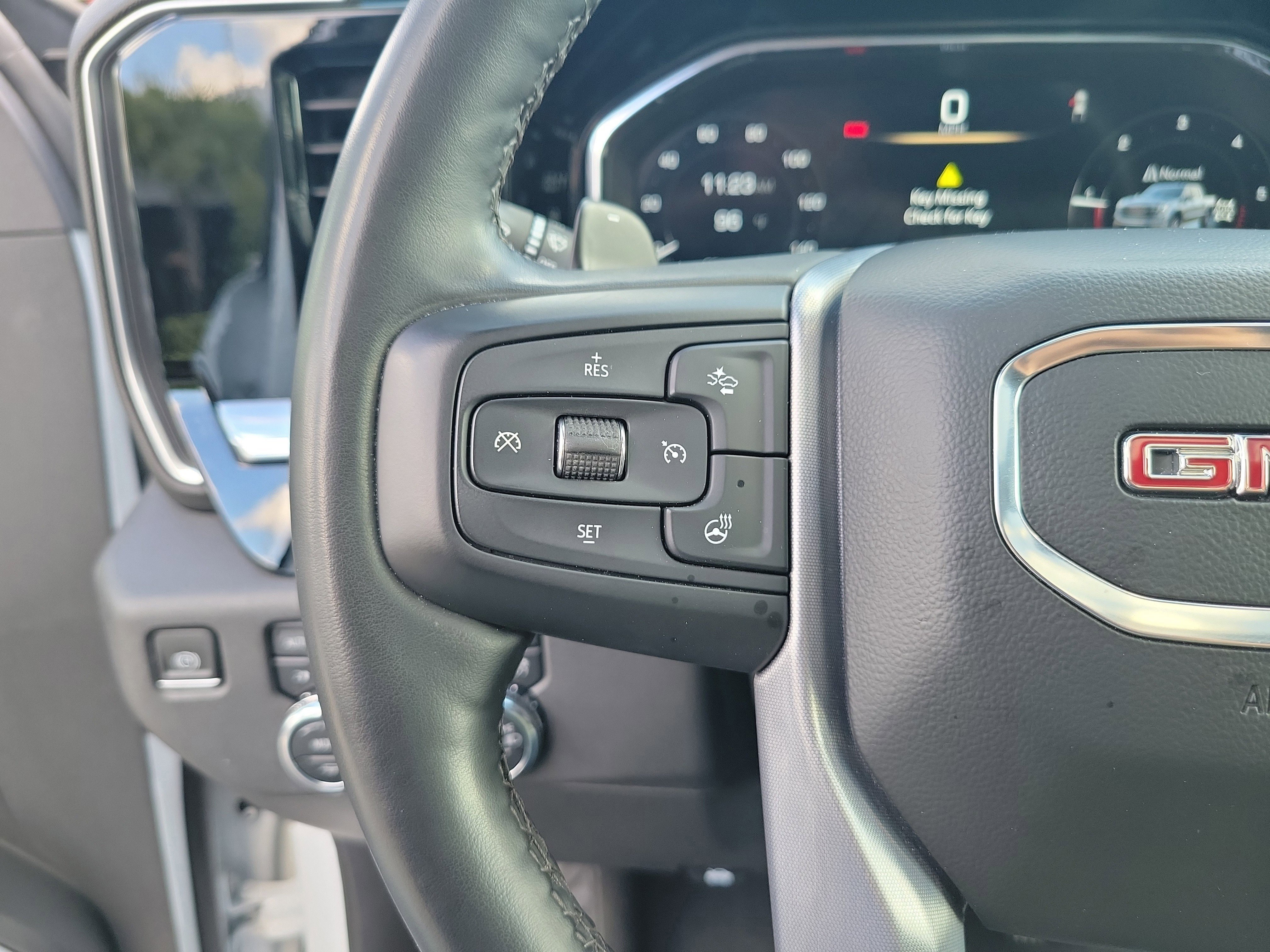 Used 2023 GMC Sierra 1500 SLT w/ SLT Premium Package image 18