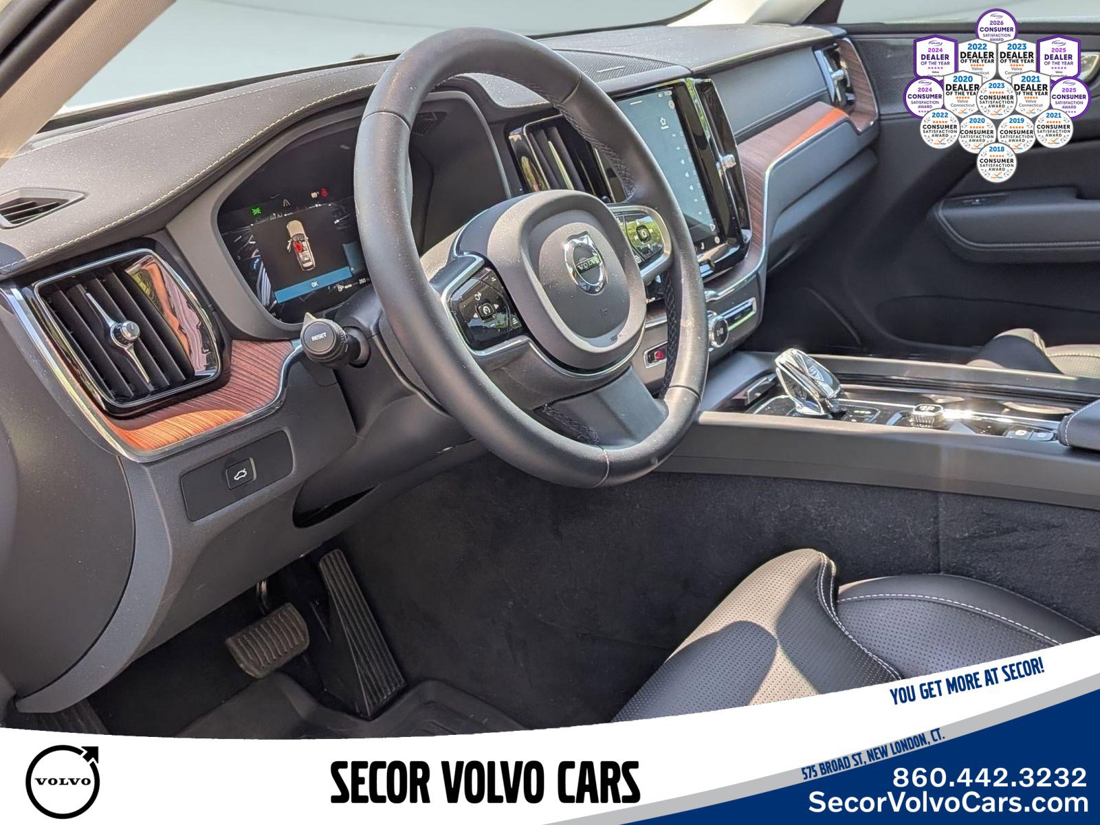 Used 2023 Volvo XC60 B6 Ultimate w/ Climate Package AWD/4WD image 13