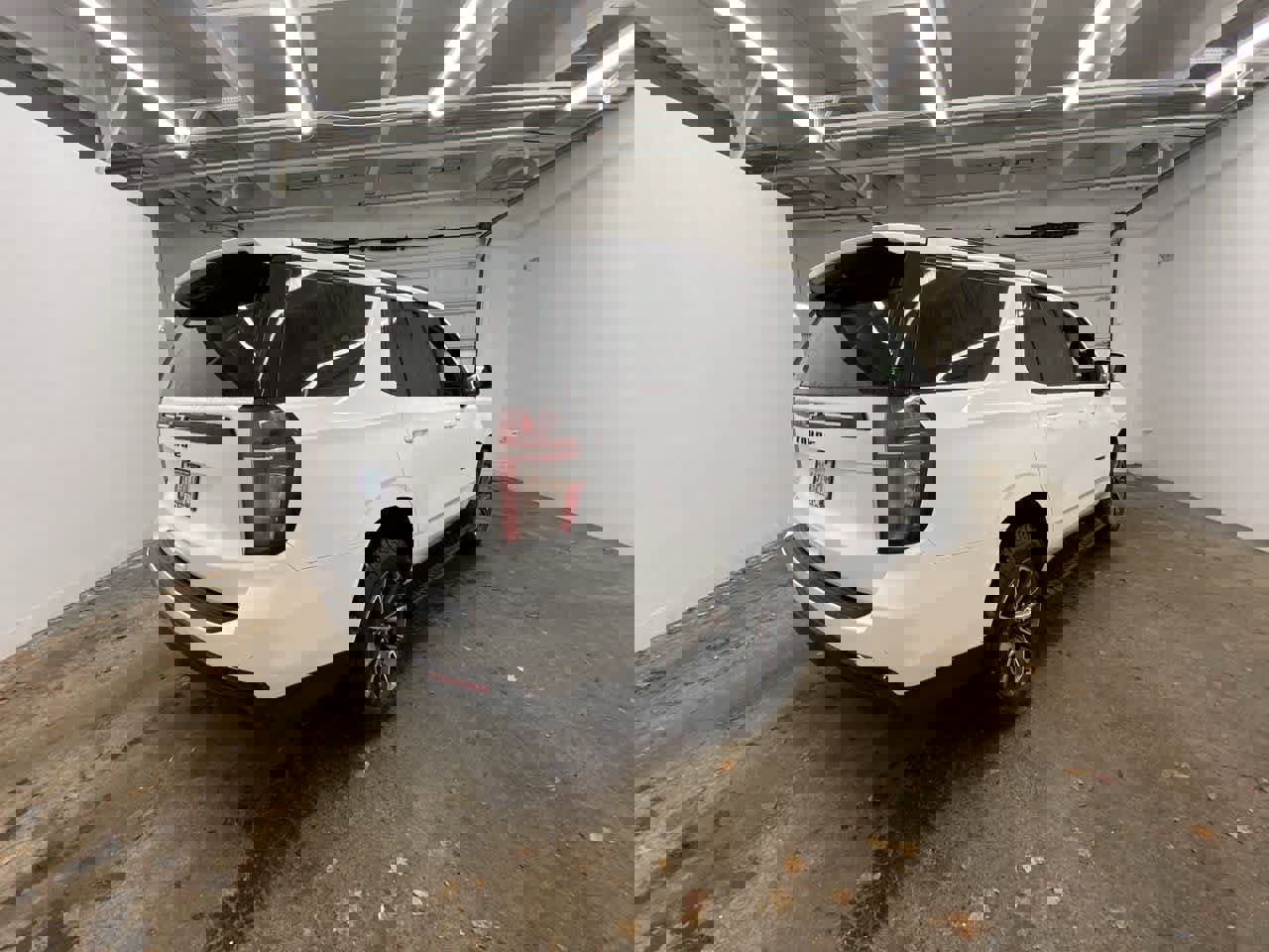 Used 2023 Chevrolet Tahoe Z71 w/ Luxury Package image 6