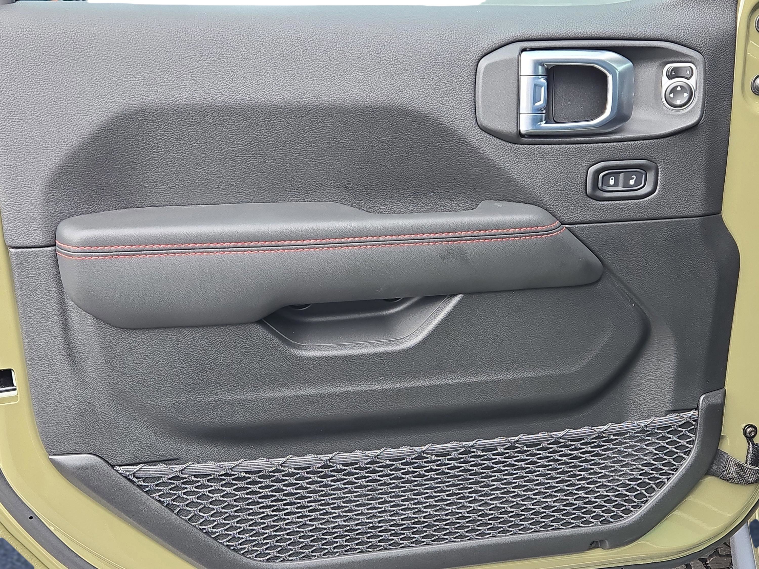 New 2026 Jeep Wrangler Unlimited Rubicon w/ Safety Group image 13