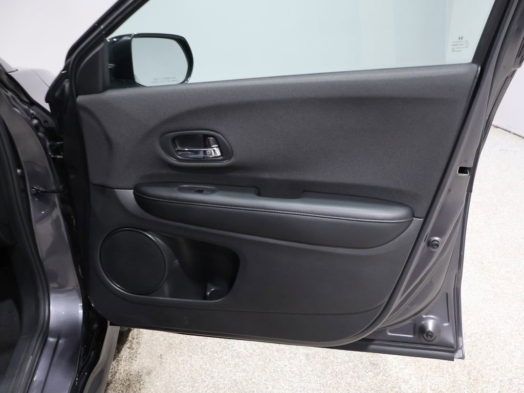 Used 2022 Honda HR-V Sport image 23