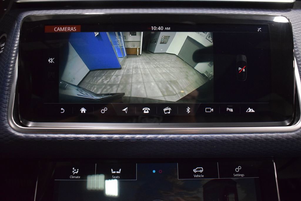 Used 2020 Land Rover Range Rover Velar R-Dynamic S image 27