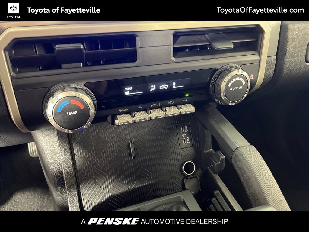 Certified 2024 Toyota Tacoma SR5 AWD/4WD image 31