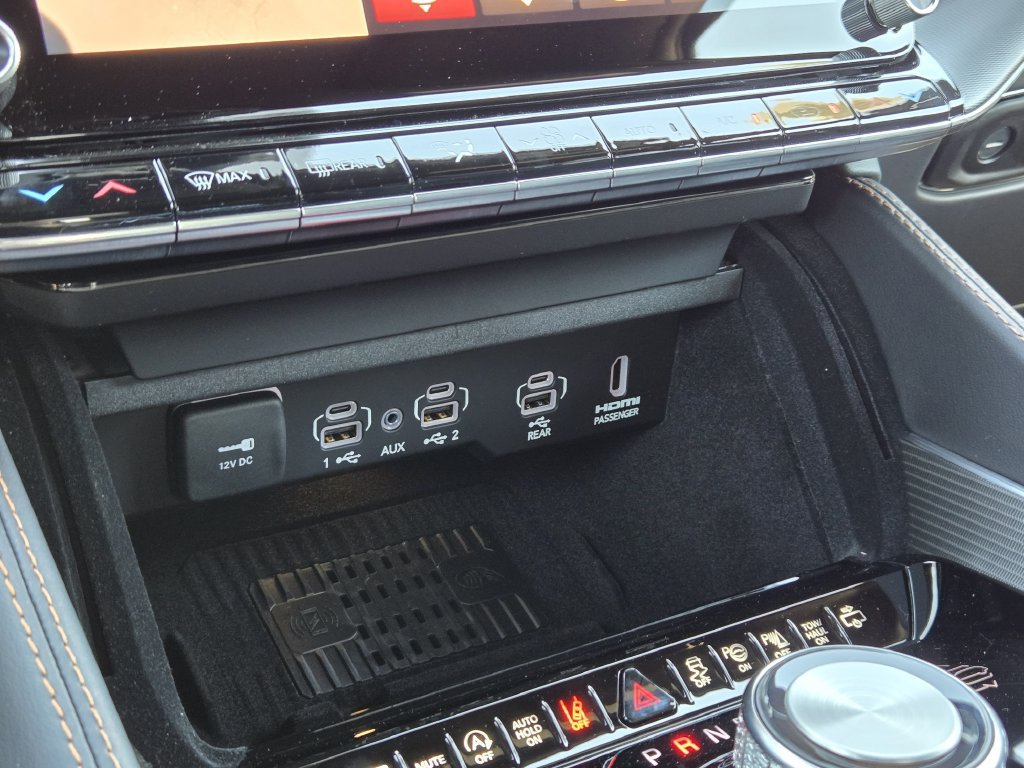 New 2026 Jeep Grand Wagoneer L Summit AWD/4WD image 14