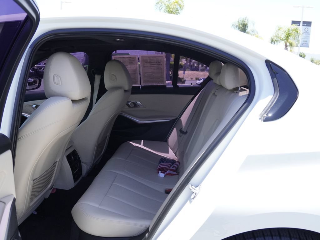 Used 2019 BMW 330i Sedan w/ Driving Assistance Package RWD image 28