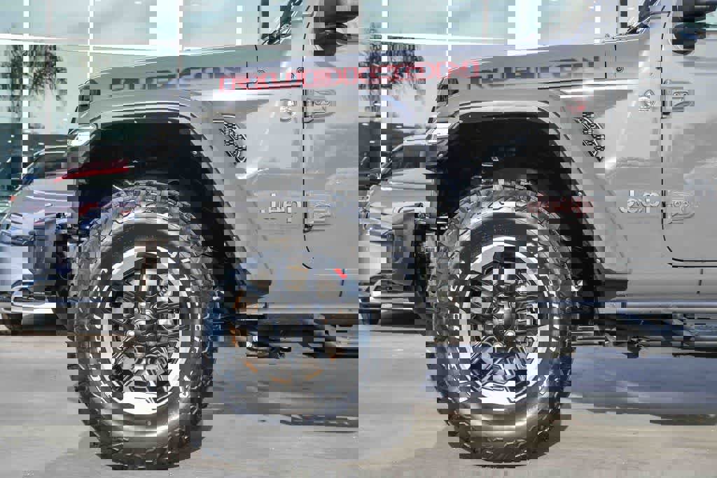 Used 2022 Jeep Wrangler Unlimited Rubicon w/ LED Lighting Group image 12