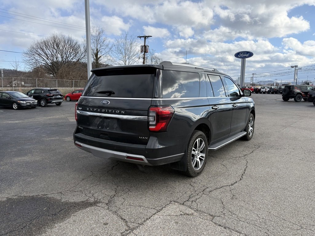 Used 2023 Ford Expedition Max Limited image 9