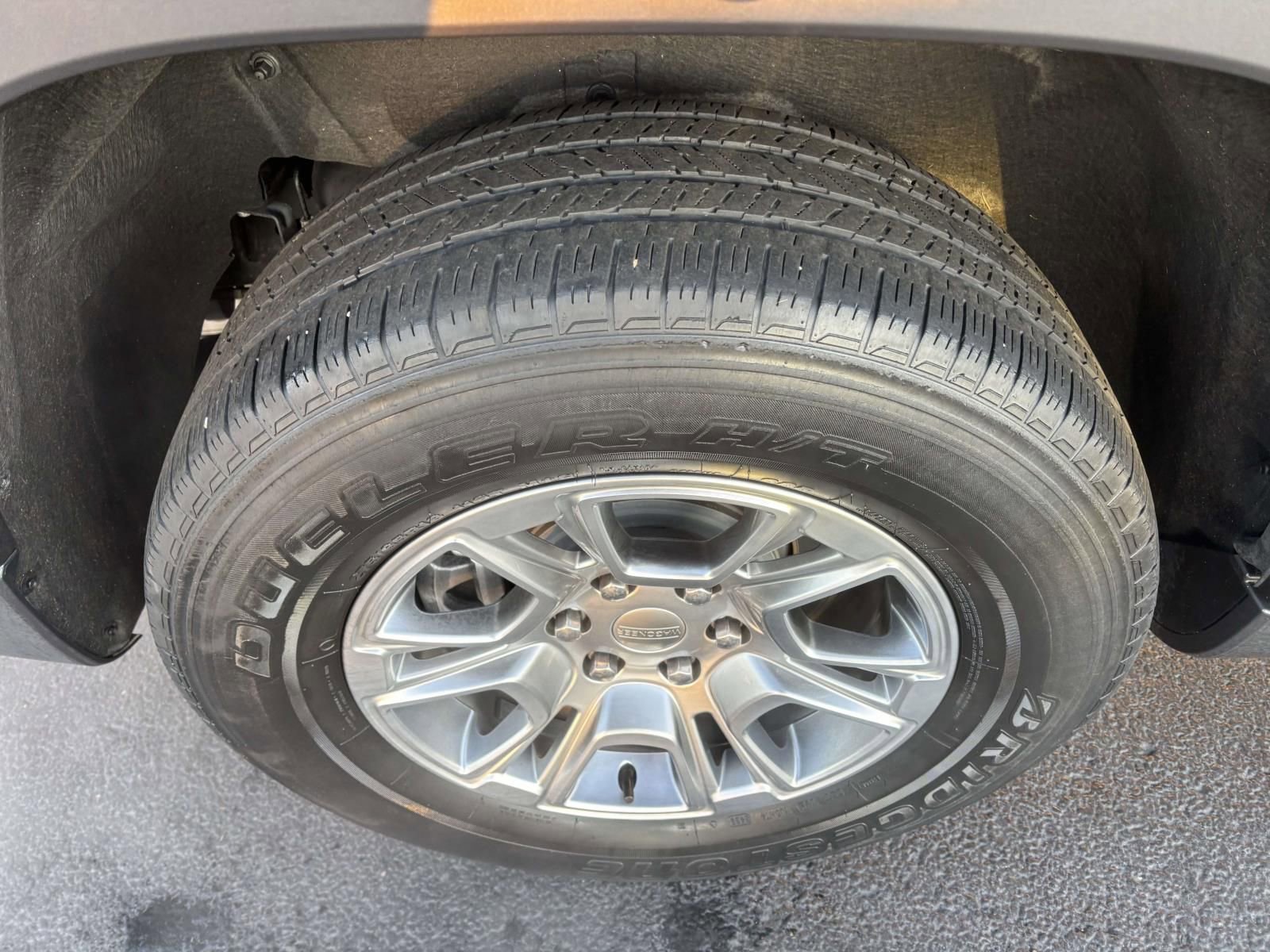 Used 2022 Jeep Wagoneer Series I image 12