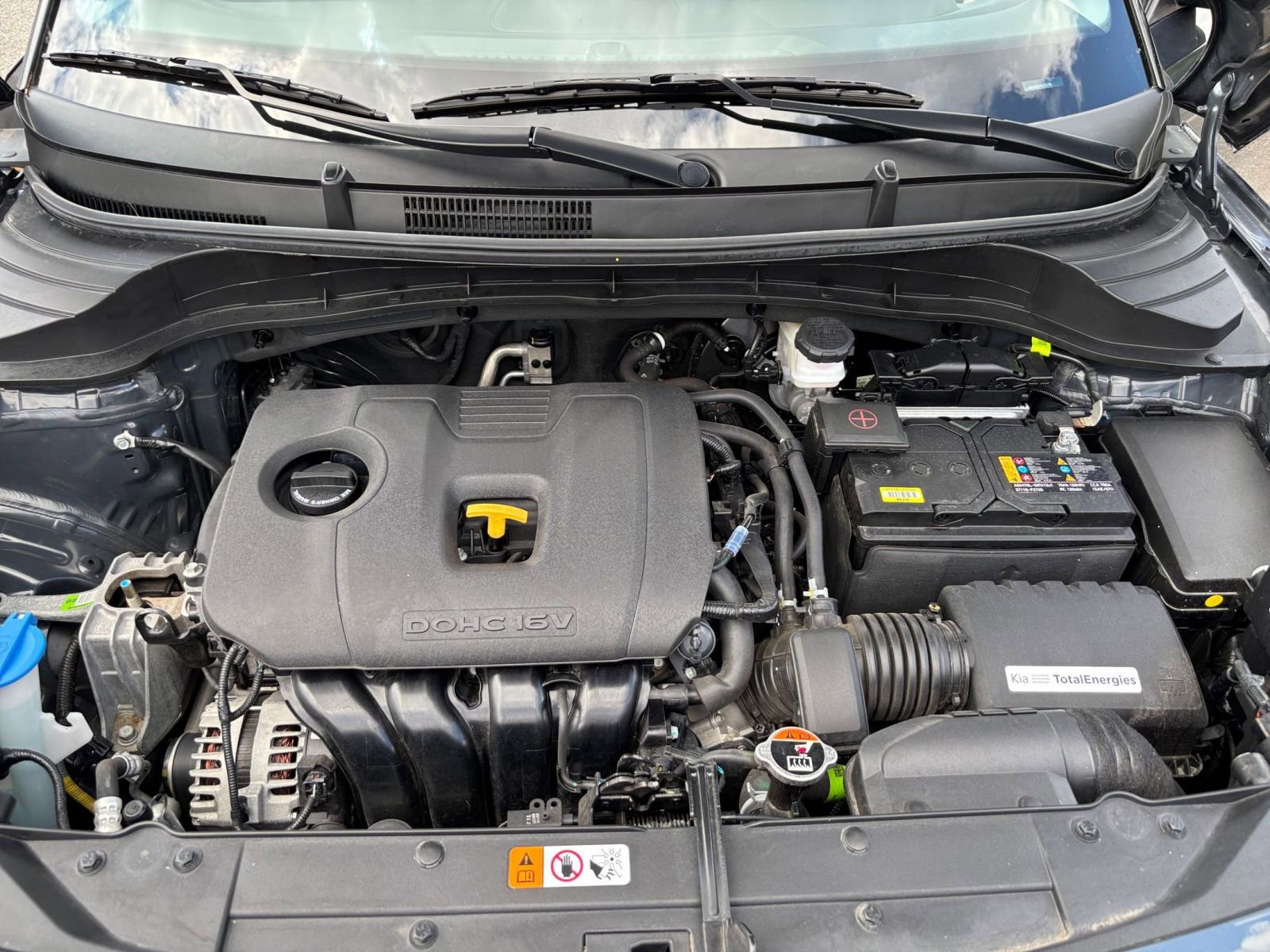 Used 2025 Kia Soul LX w/ LX Technology Package FWD image 30