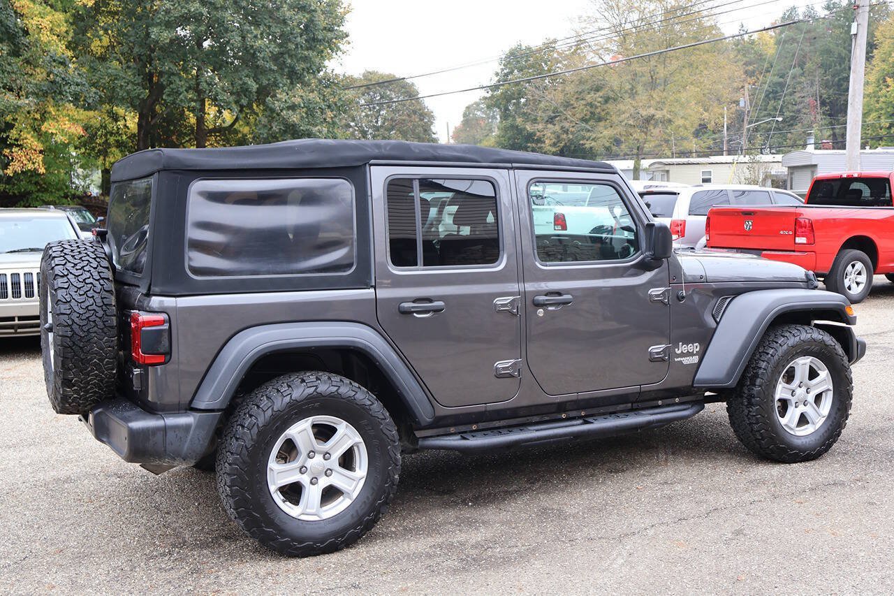 Used 2018 Jeep Wrangler Unlimited Sport S AWD/4WD image 10