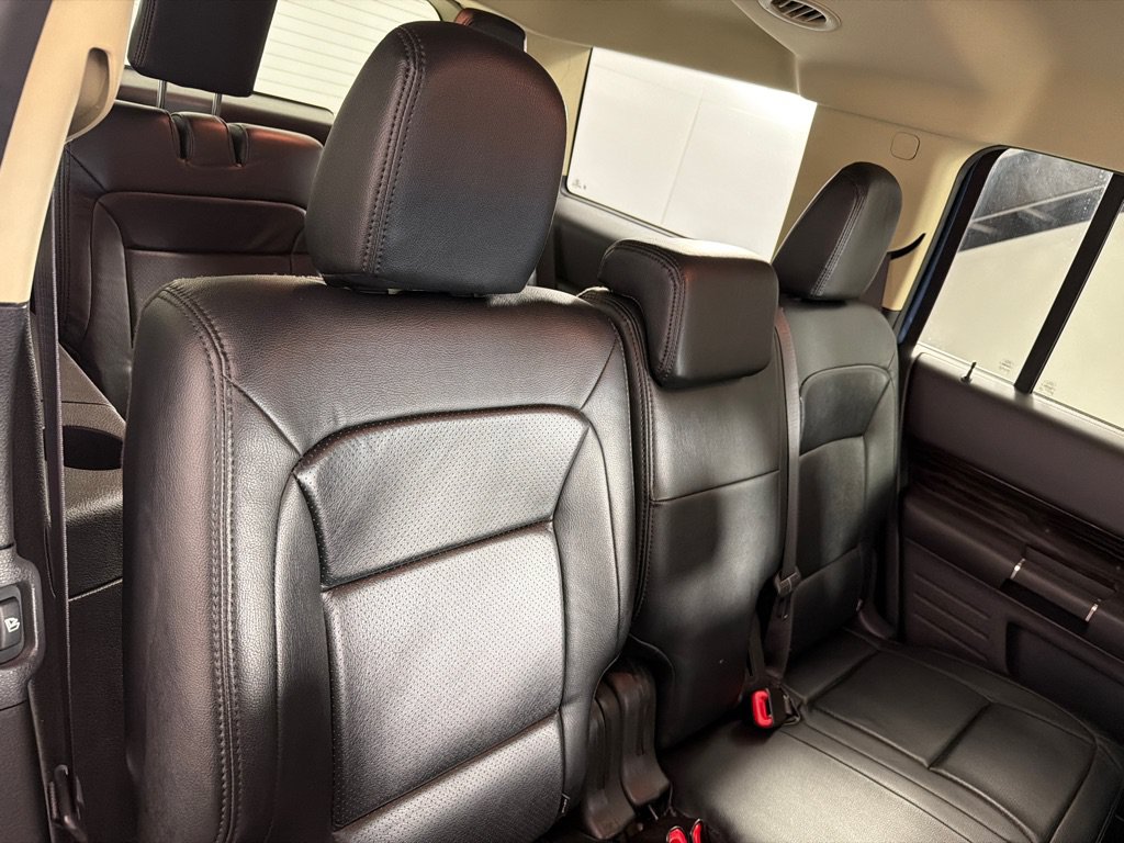 Used 2019 Ford Flex SEL FWD image 23