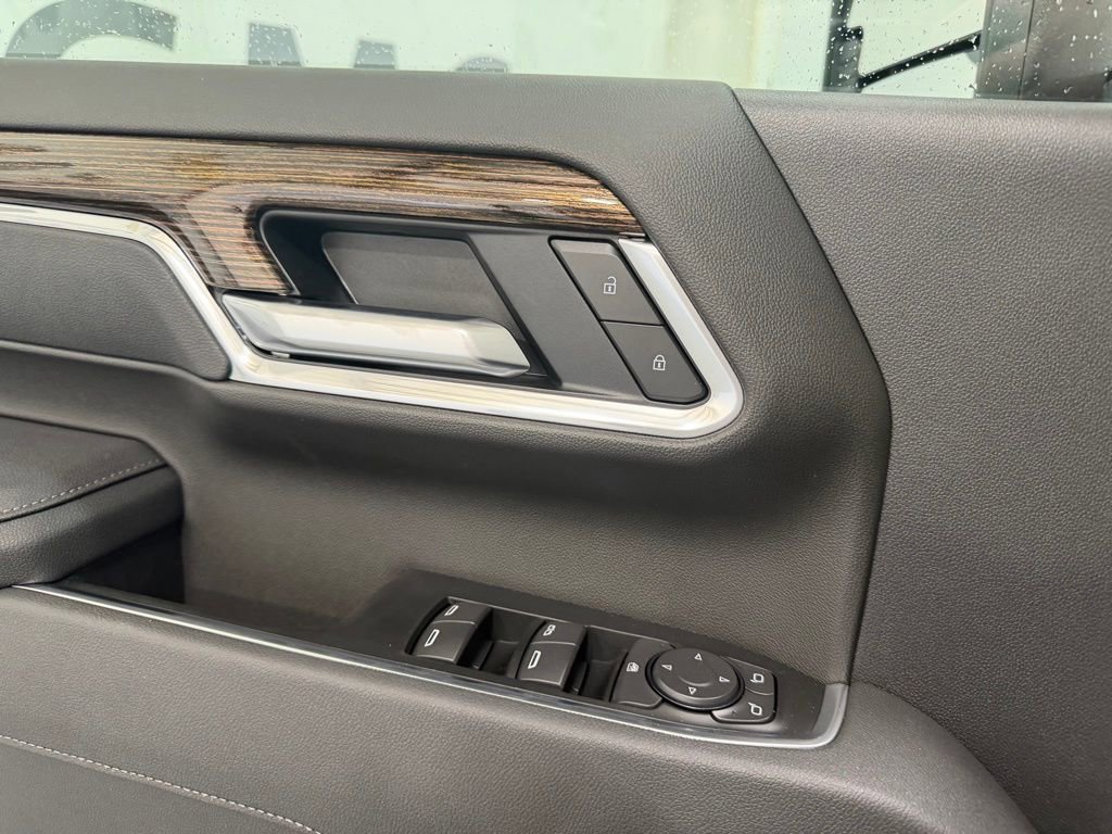 New 2026 GMC Sierra 2500 SLE AWD/4WD image 11