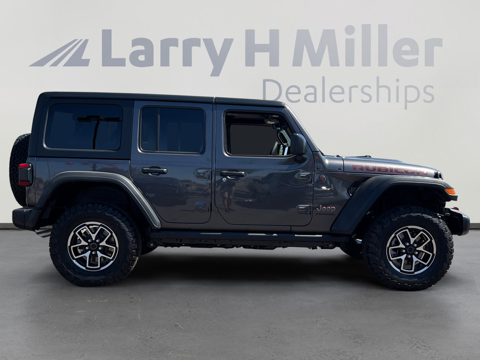 New 2025 Jeep Wrangler Unlimited Rubicon w/ Convenience Group image 6